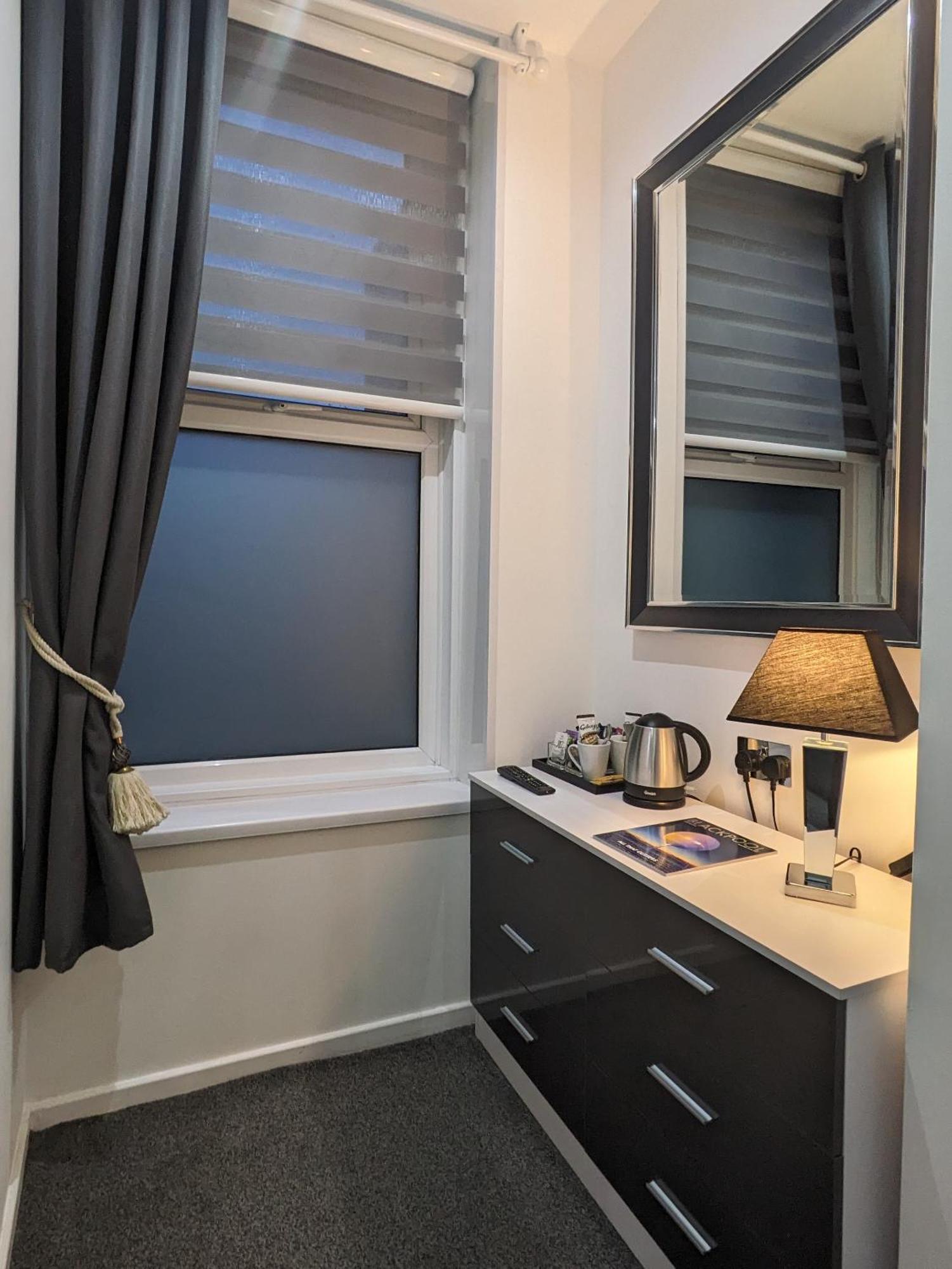 Hotel 33 Blackpool Phòng bức ảnh
